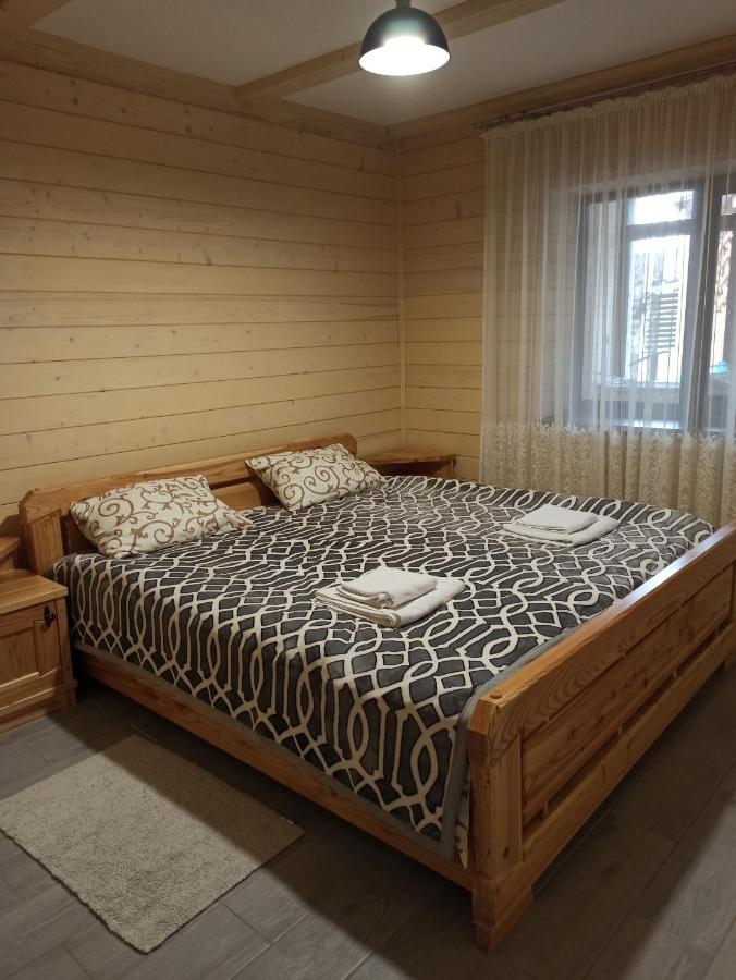 Brand New 2020 Specious Apartment Druzi 2 Palyanytsya Exterior foto