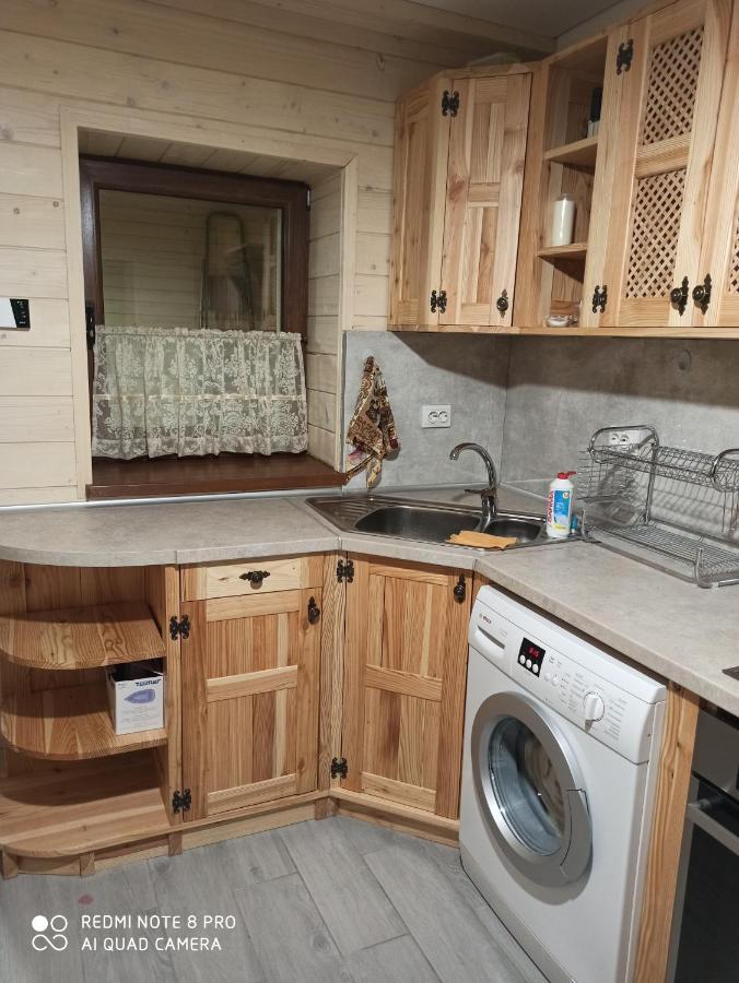 Brand New 2020 Specious Apartment Druzi 2 Palyanytsya Exterior foto